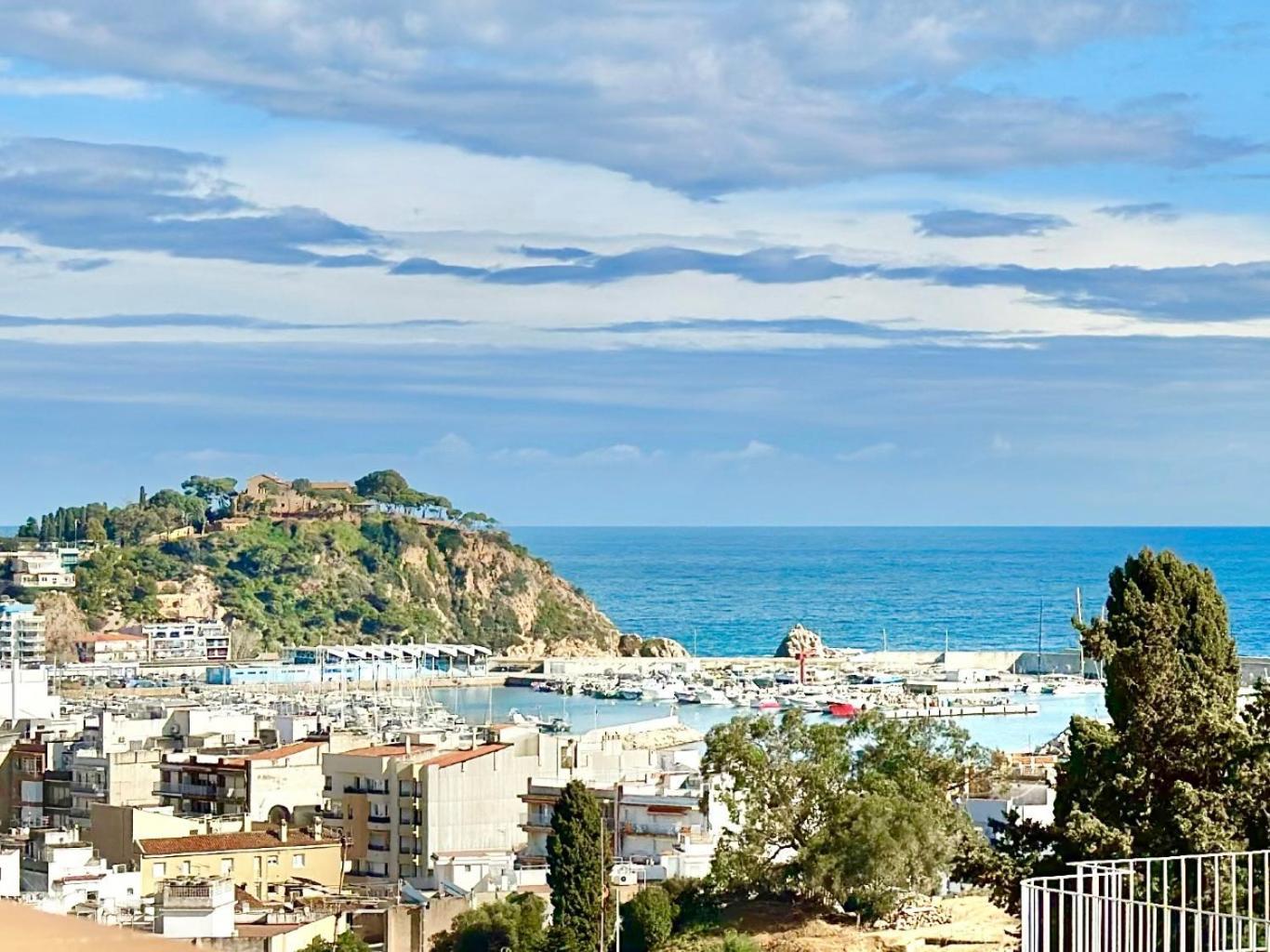 Atico Con Vistas Al Mar A Un Paso Del Centro Leilighet Blanes Eksteriør bilde